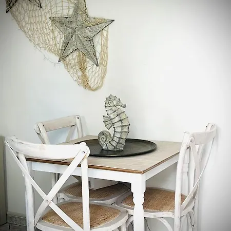 Lemon Tree Town Apartment Naxos City